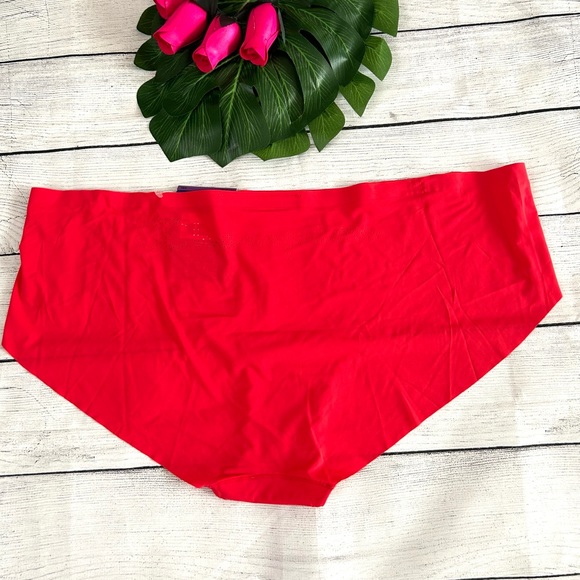 Champion Women’s Red Double Dry Perforated Logo No Show Hipster Underwear 2X NWT - Picture 2 of 6